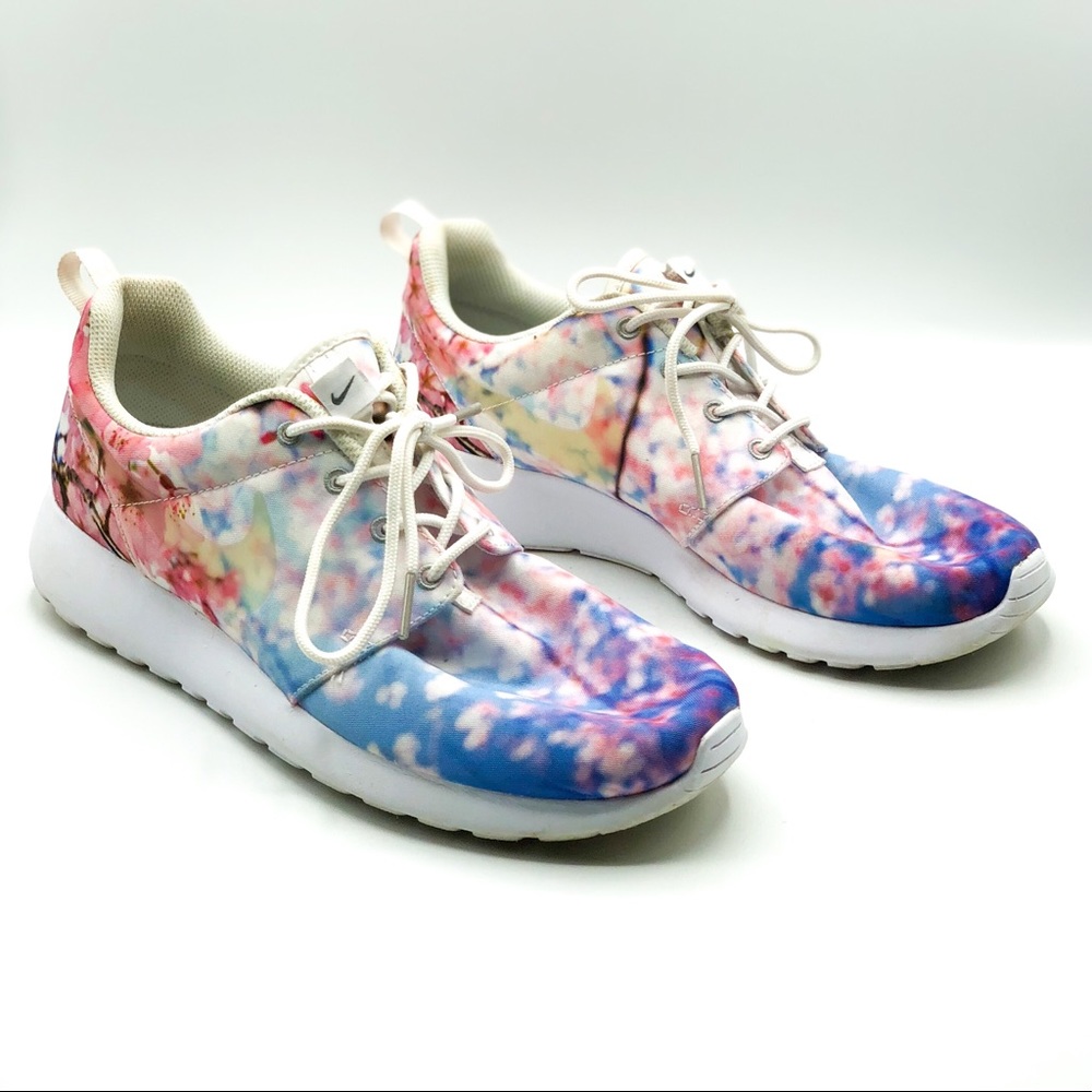 Nike Women's Roshe